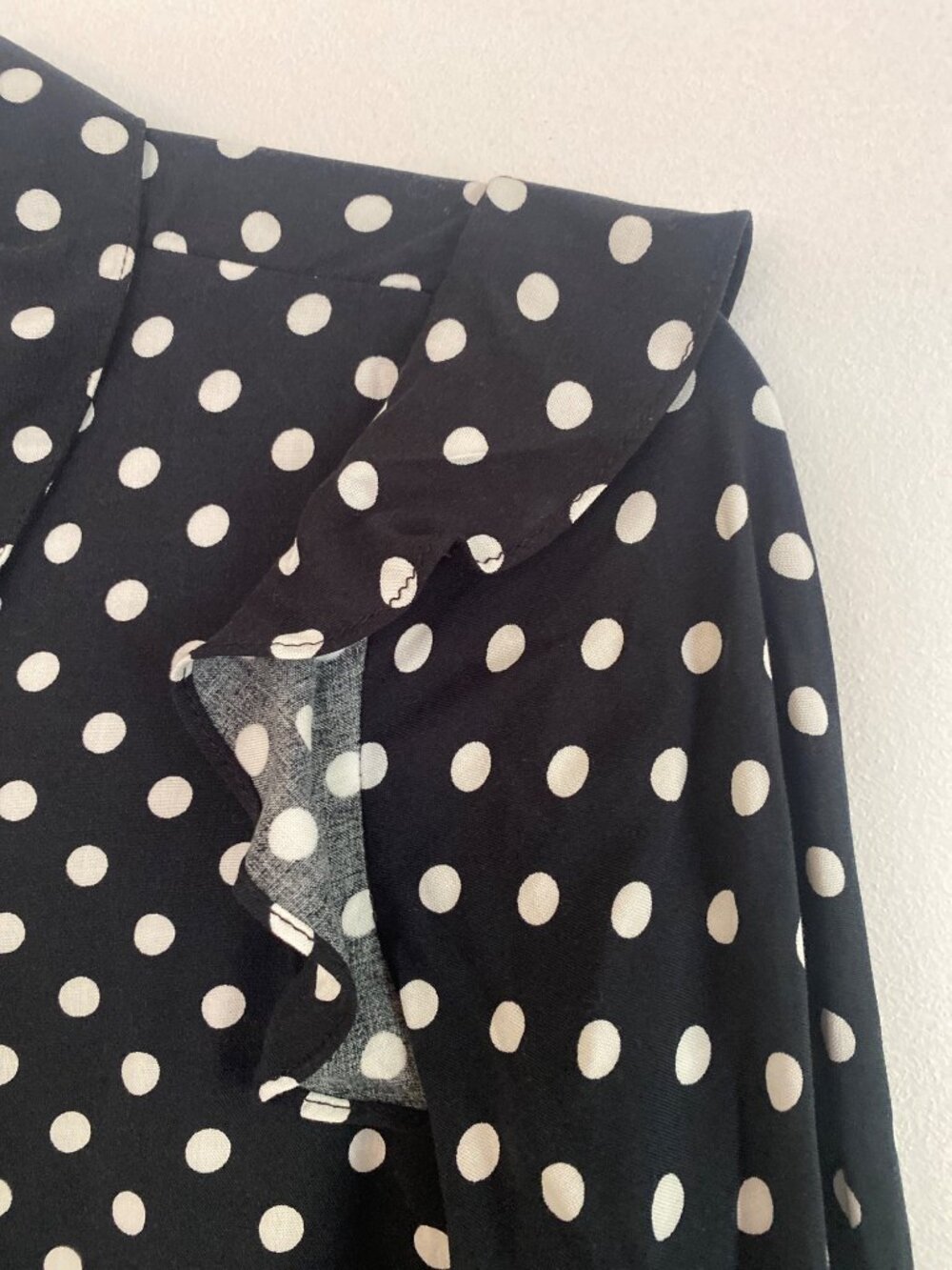 NWT Stradivarius Black & White Polka Dot Long-Sleeve Tiered Mini Dress Size M - Picture 4 of 9